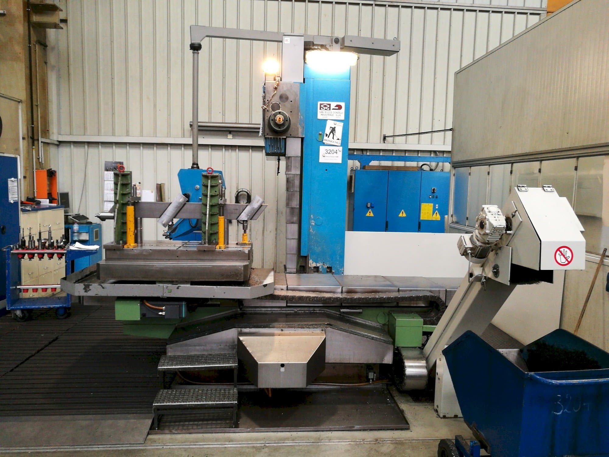 Prikaz stroja San Rocco Futura 110MF sprijeda