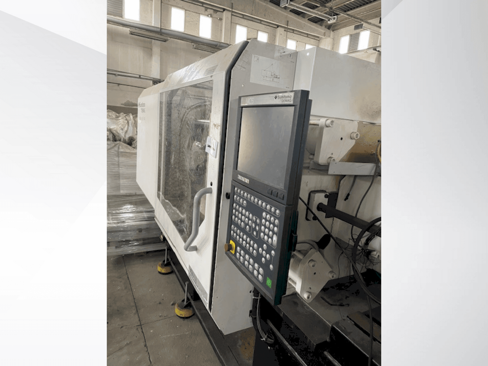 Prikaz stroja SUMITOMO SHI DEMAG IntElect 160/520-340 smart sprijeda