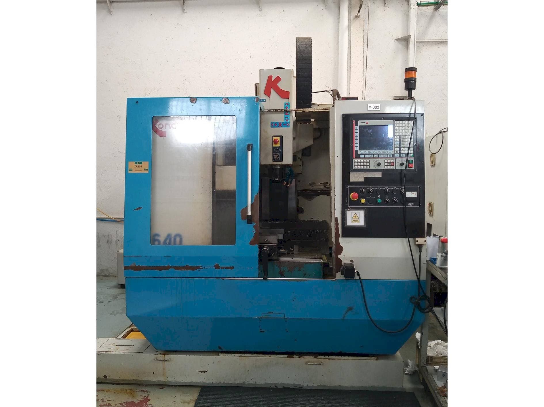 Prikaz stroja KONDIA B-640 sprijeda