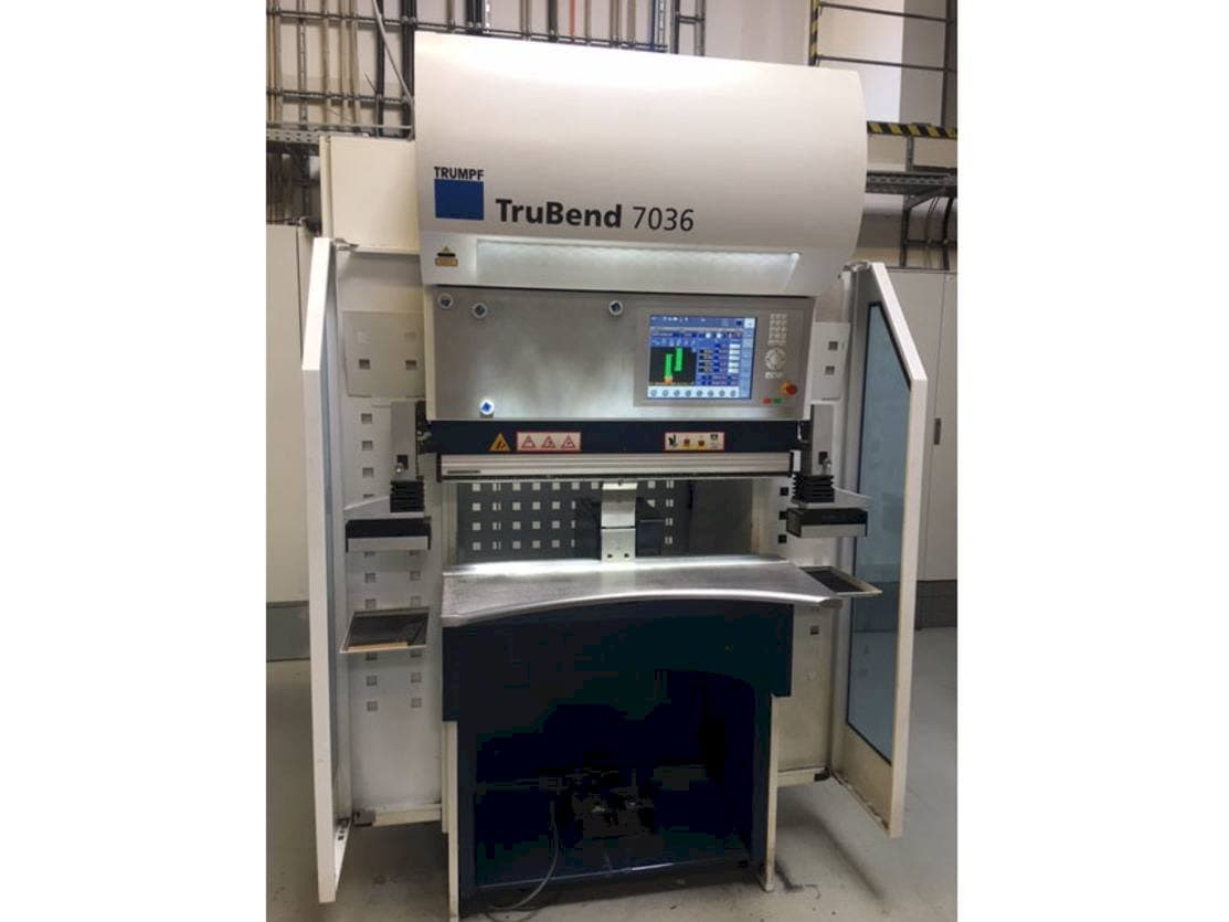 Prikaz  stroja Trumpf TruBend 7036  sprijeda