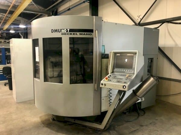 Prikaz stroja DECKEL MAHO DMU 60T sprijeda