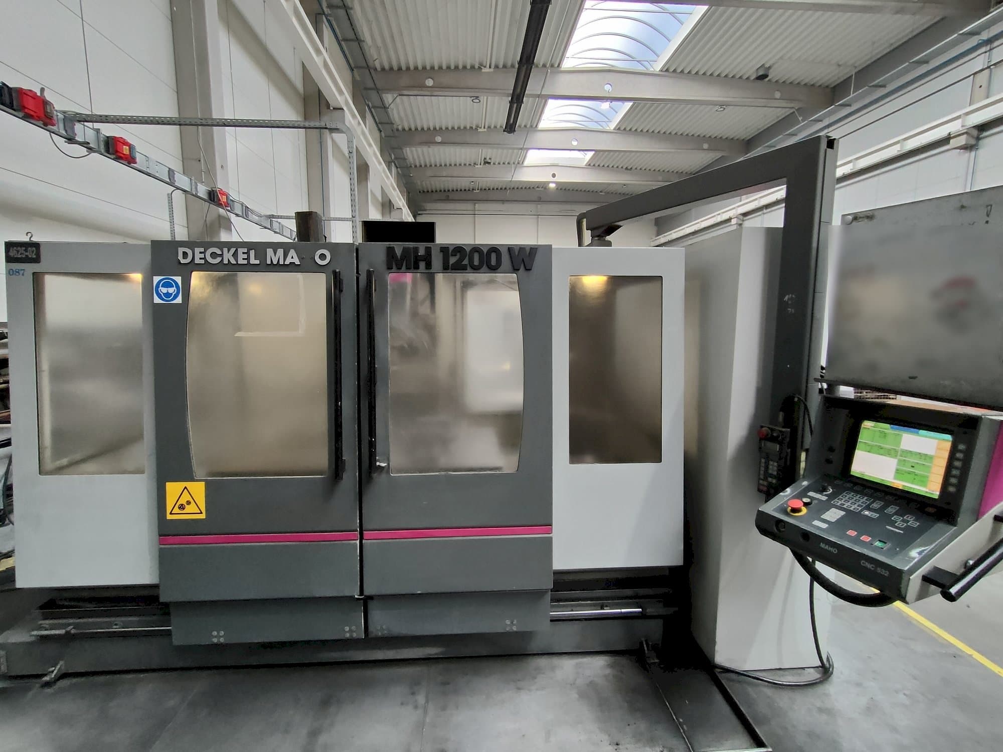 Prikaz stroja Maho MH 1200W sprijeda