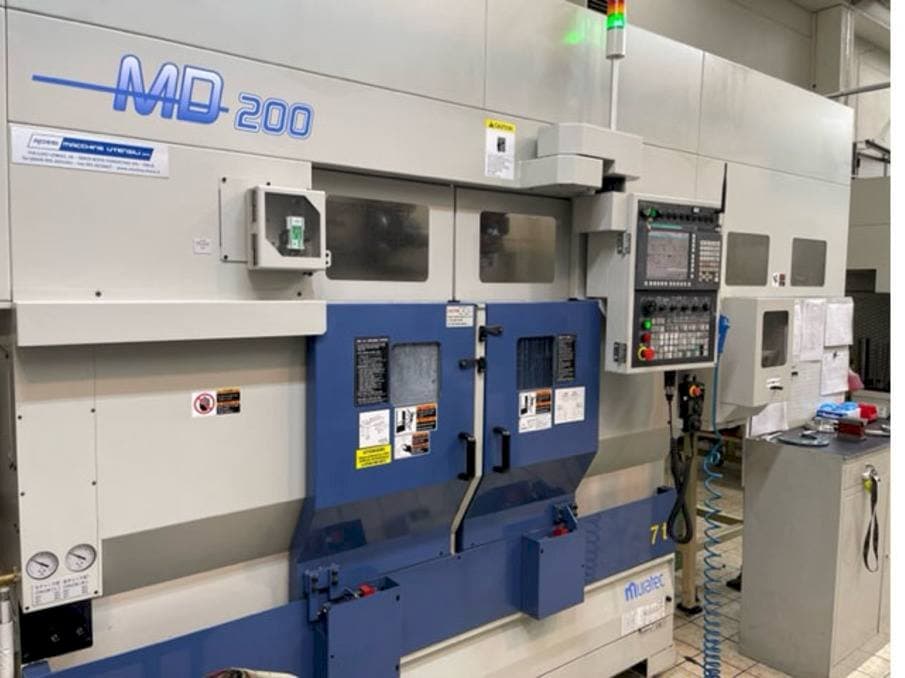 Prikaz stroja Muratec MD 200 sprijeda