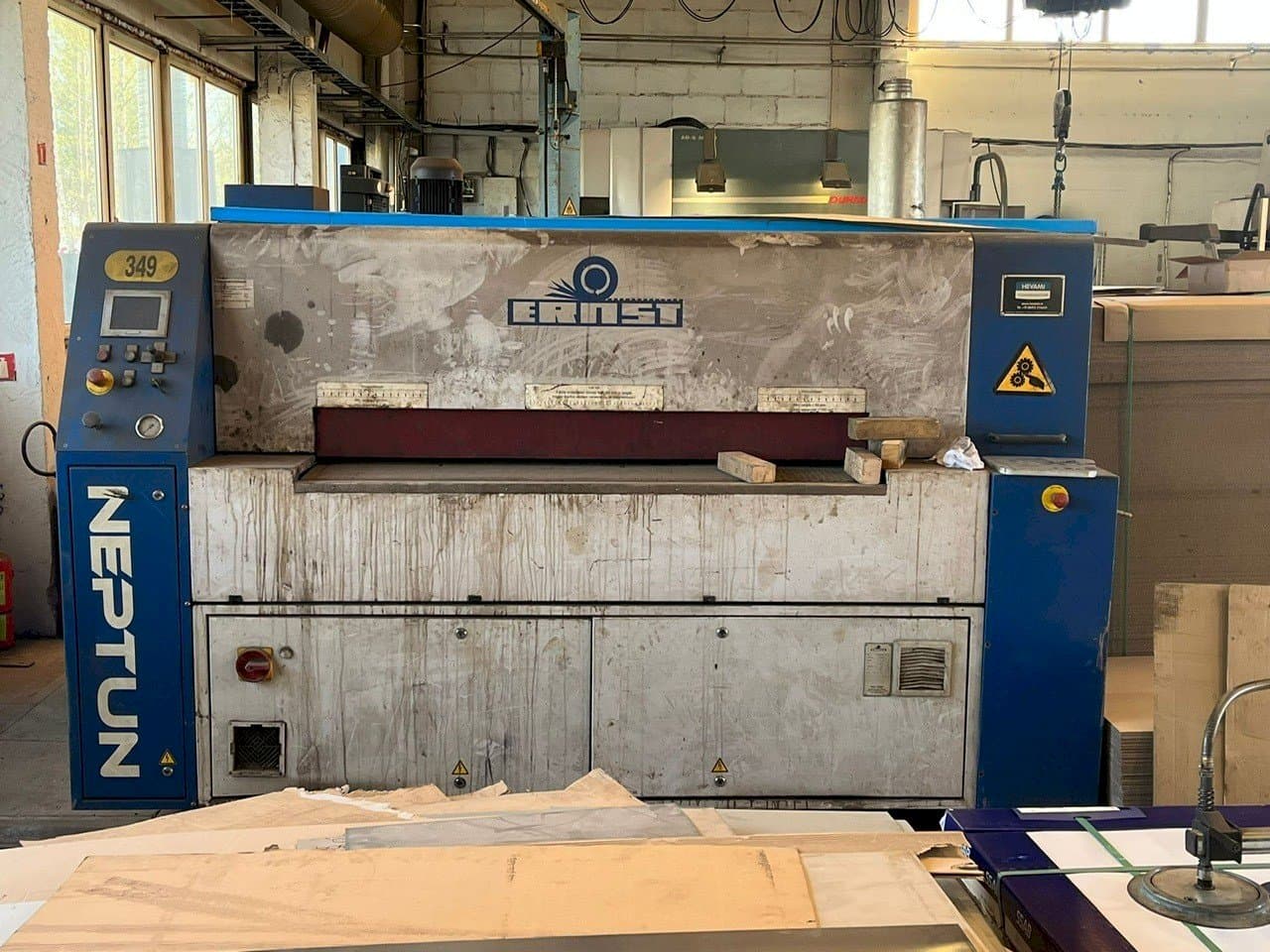 Prikaz stroja ERNST Neptun E/B sprijeda