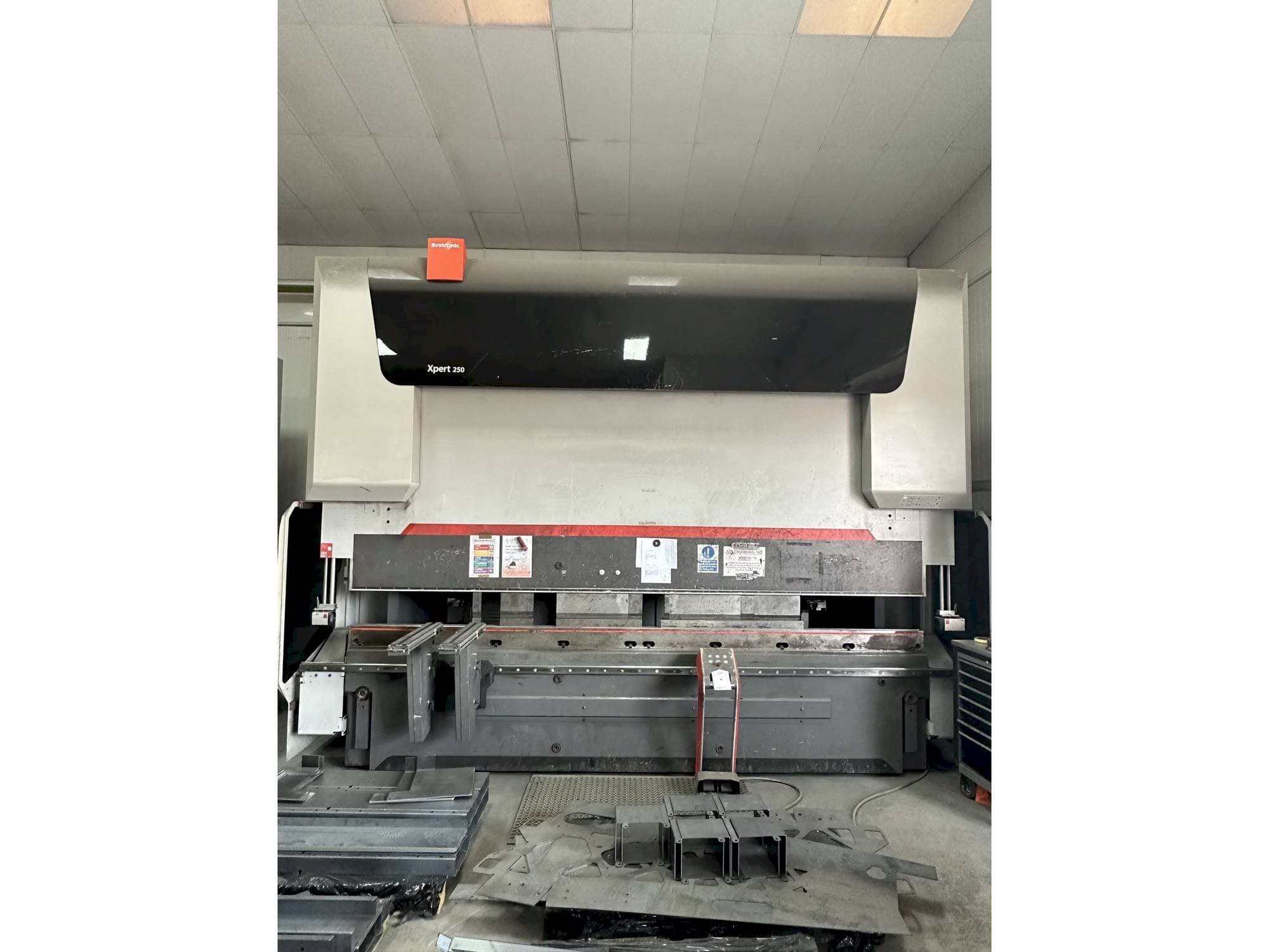 Prikaz stroja Bystronic Xpert 250/4100 sprijeda