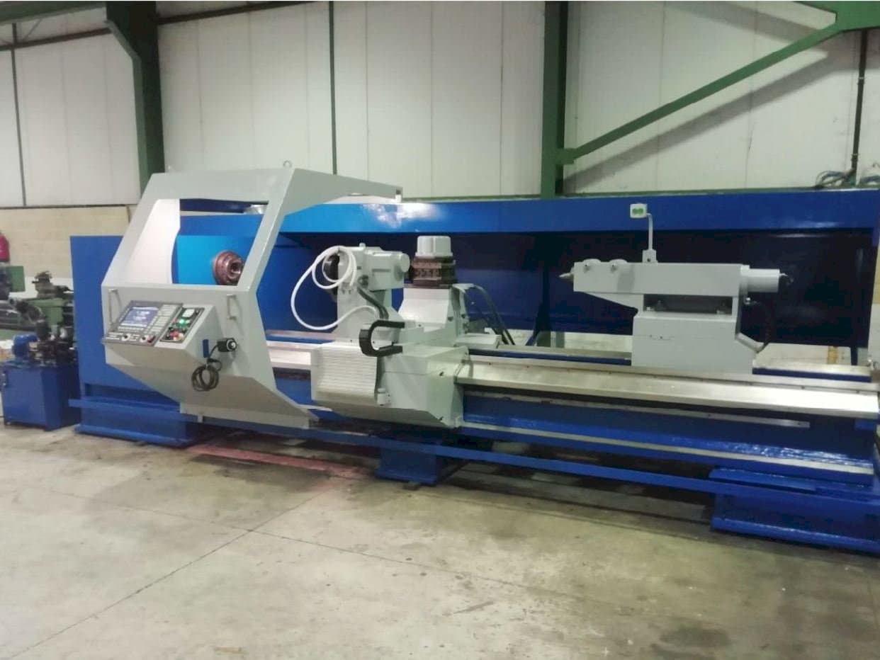 Prikaz  stroja Gurutzpe A-1000  sprijeda