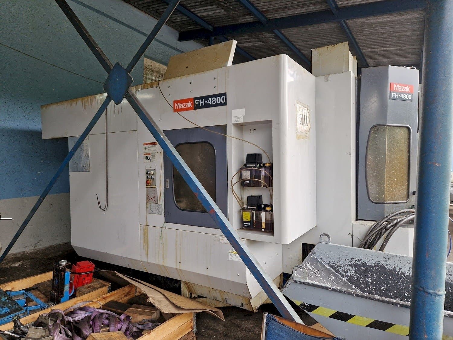 Prikaz  stroja Mazak   sprijeda