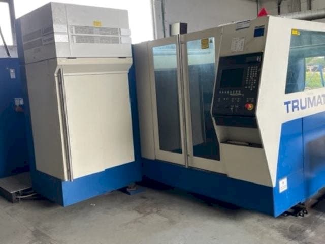 Prikaz stroja TRUMPF Trumatic L3050 sprijeda