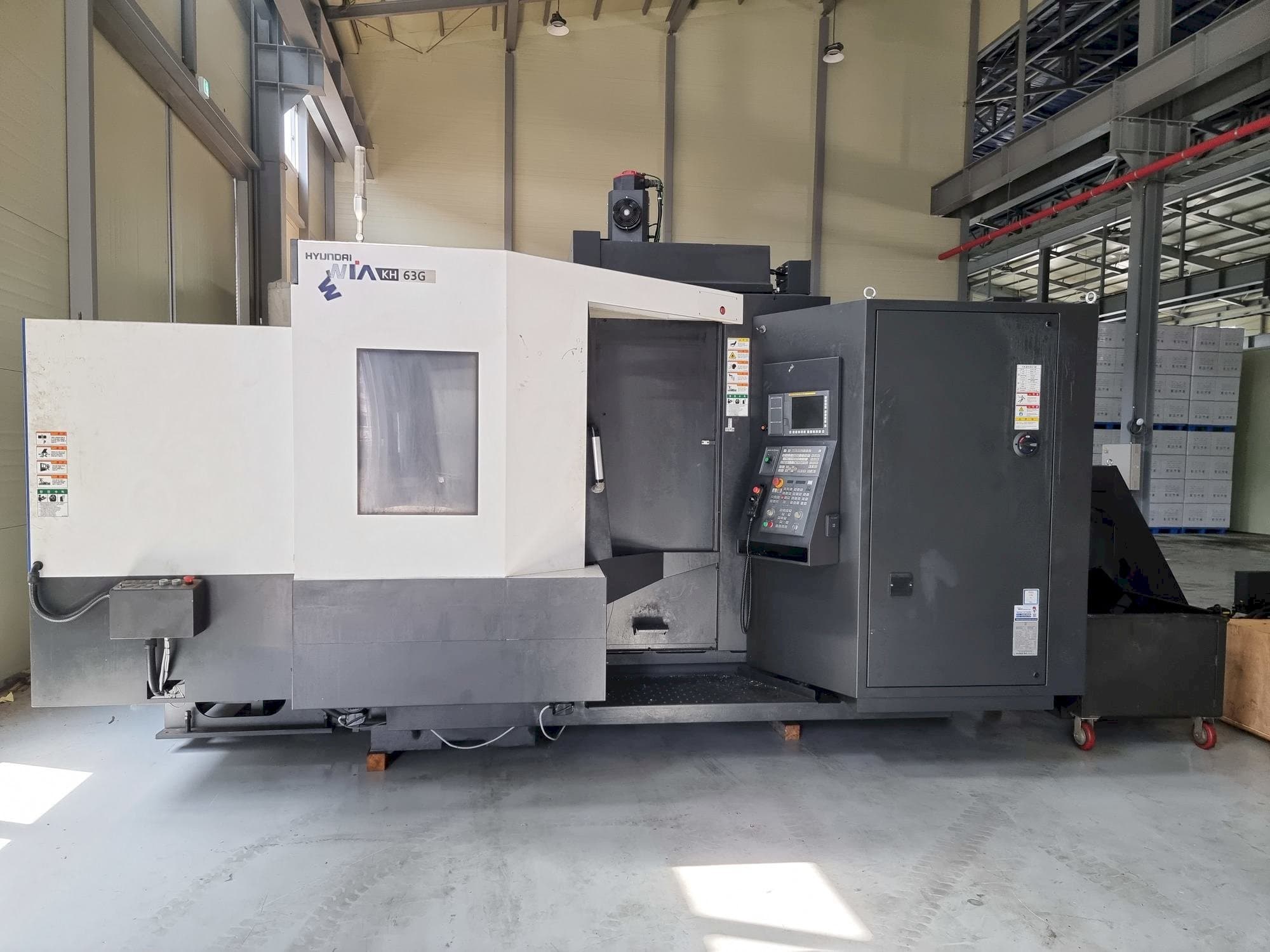 Prikaz stroja Hyundai Wia KH63G sprijeda