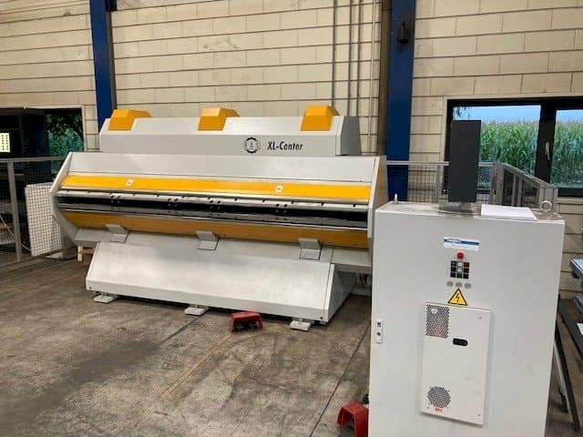 Prikaz  stroja RAS XL-Center  sprijeda