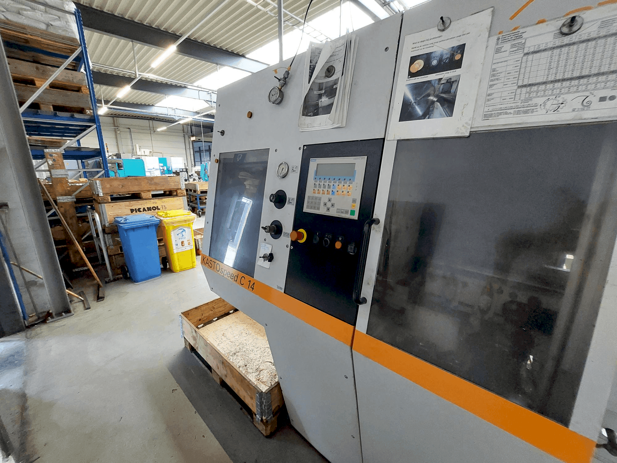 Prikaz stroja KASTO speed C 14 sprijeda