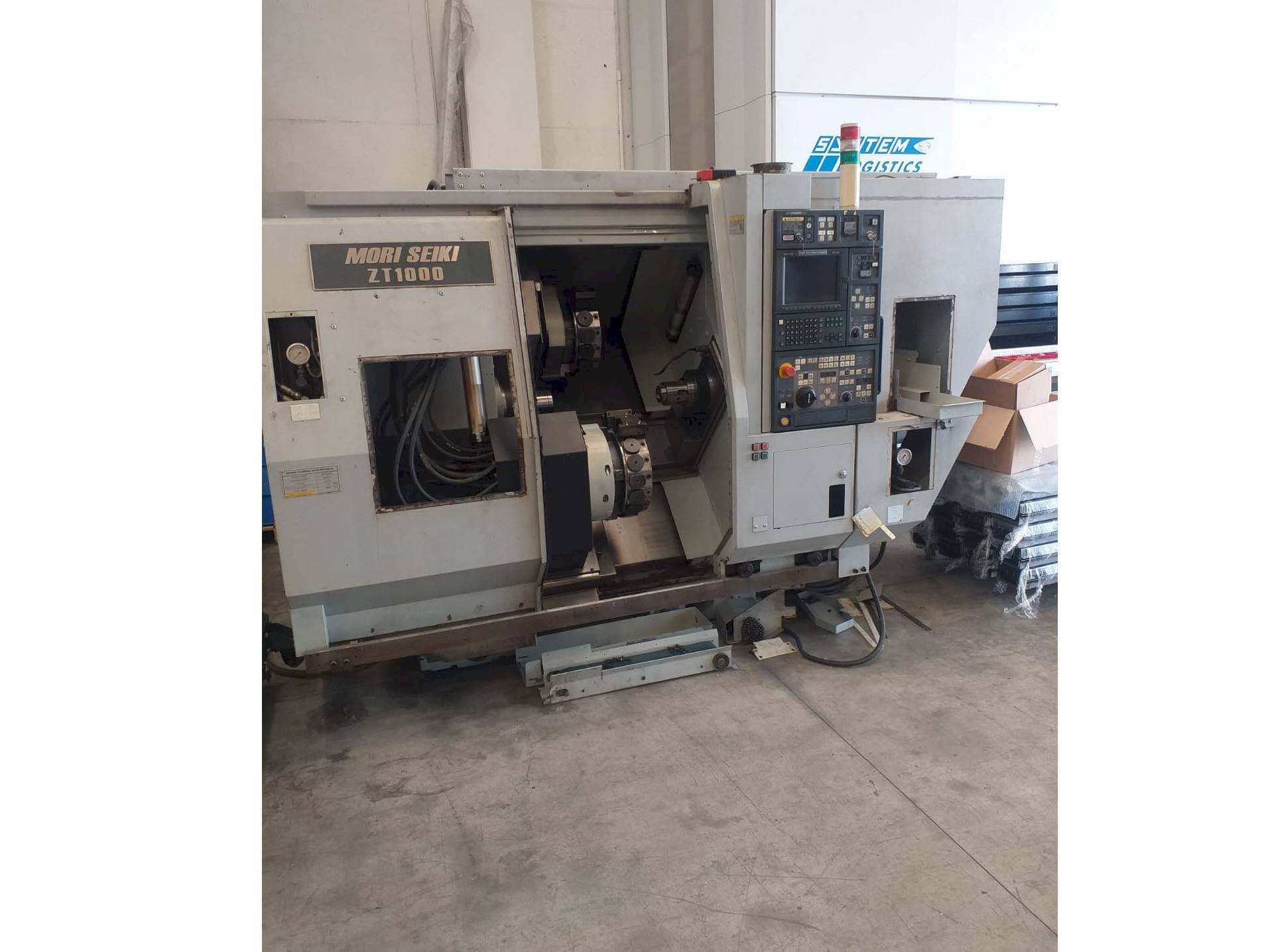 Prikaz stroja MORI SEIKI ZT 1000 sprijeda