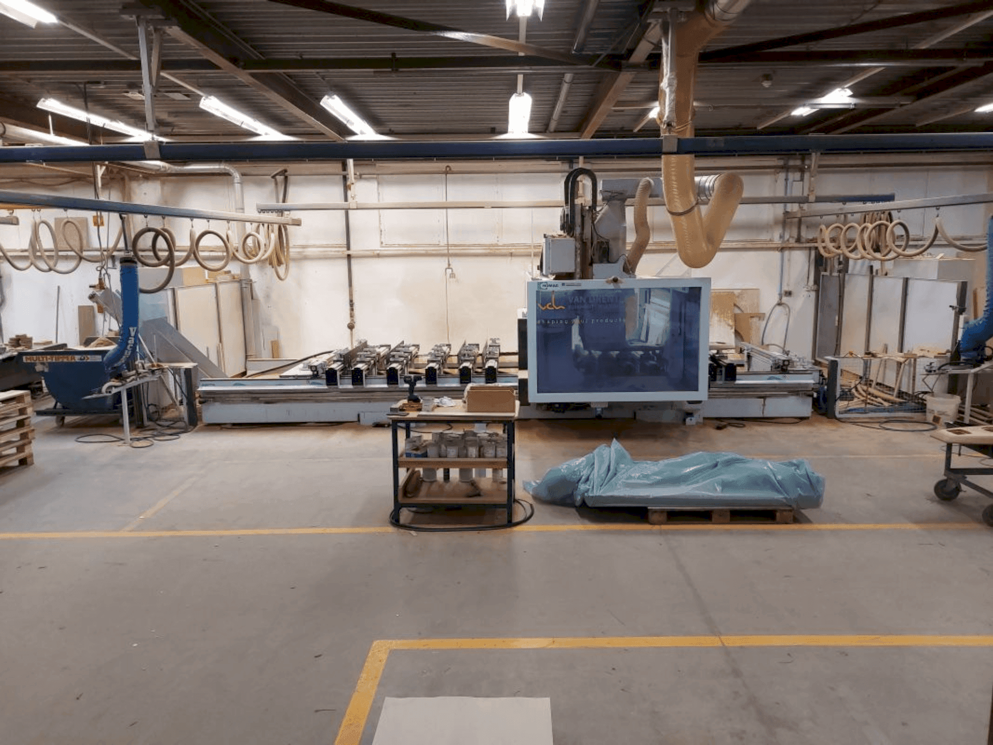 Prikaz stroja HOMAG WEEKE Profi BMG 611/60/15/F/AP sprijeda