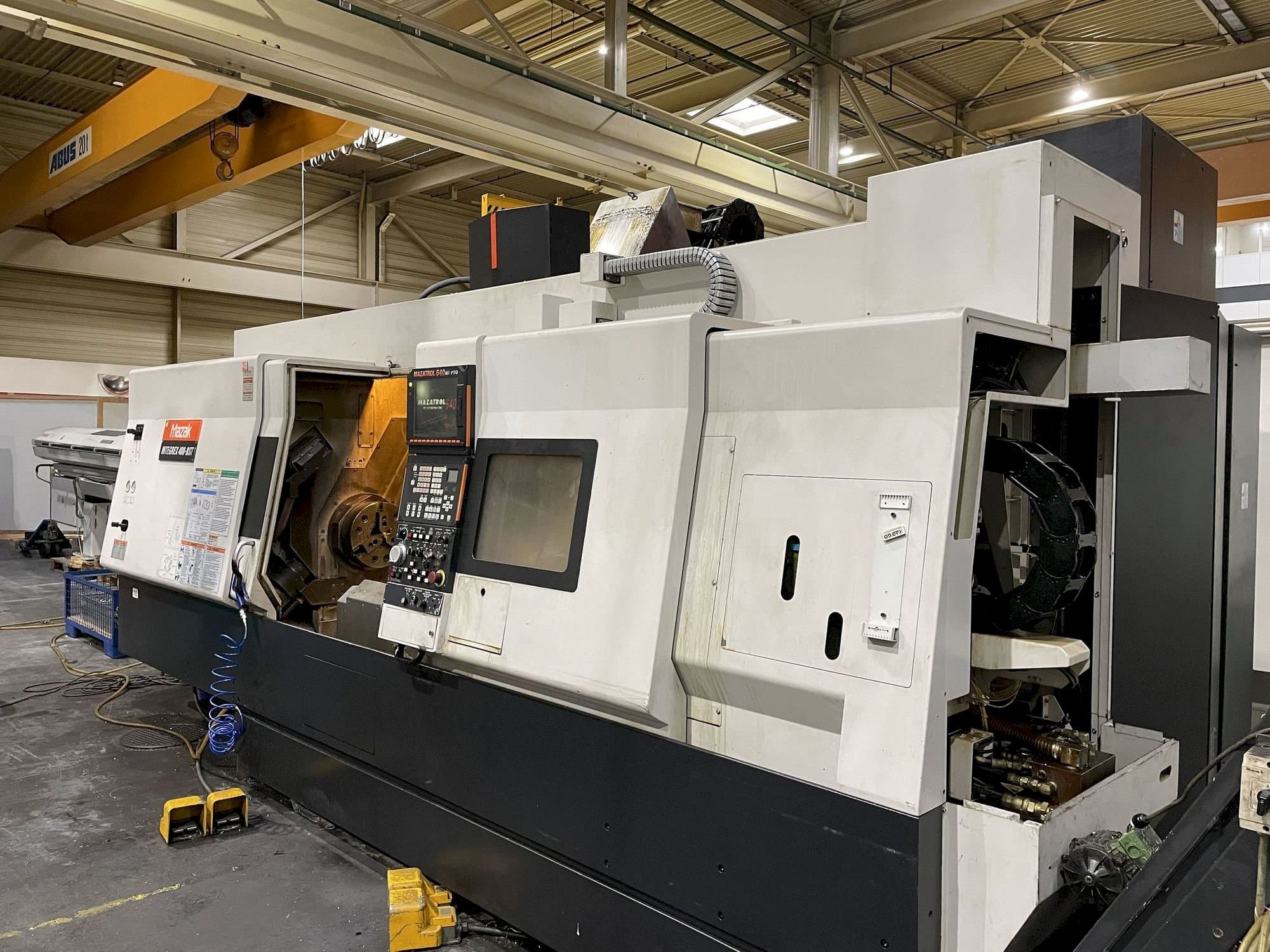 Prikaz stroja Mazak Integrex 400 III ST sprijeda