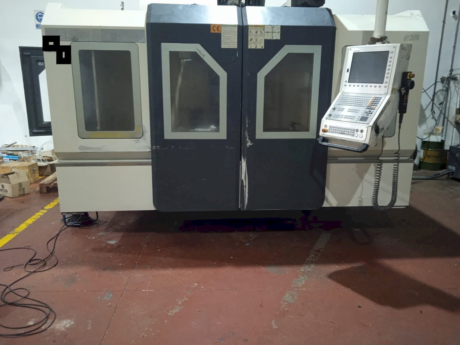 Prikaz stroja Hartford LG-1370 sprijeda