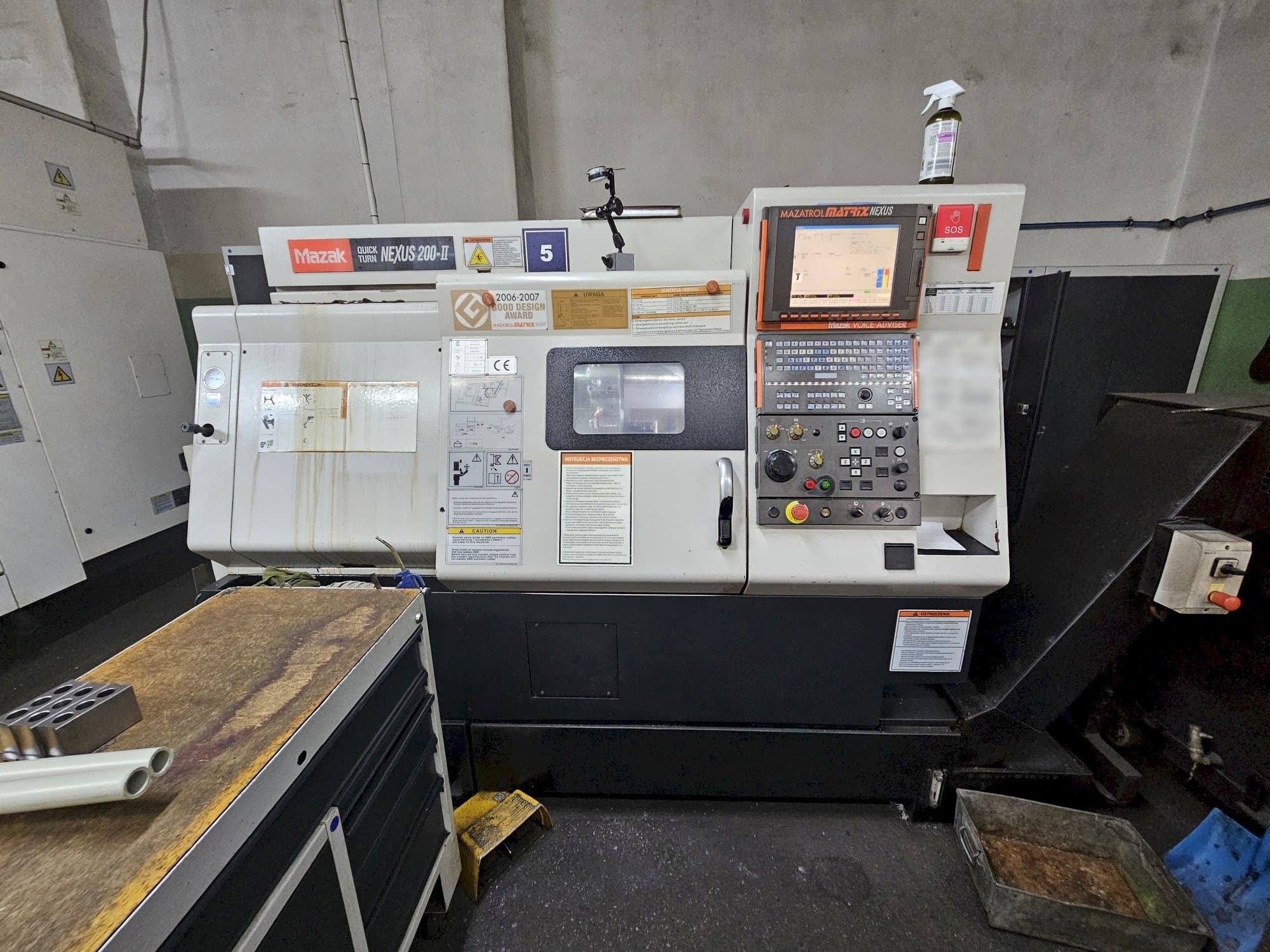 Prikaz stroja Mazak QUICKTURN NEXUS 200-II sprijeda