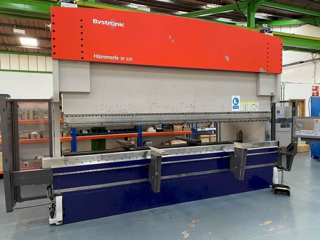 Prikaz  stroja Bystronic Hammerle 225/4100 3P  sprijeda