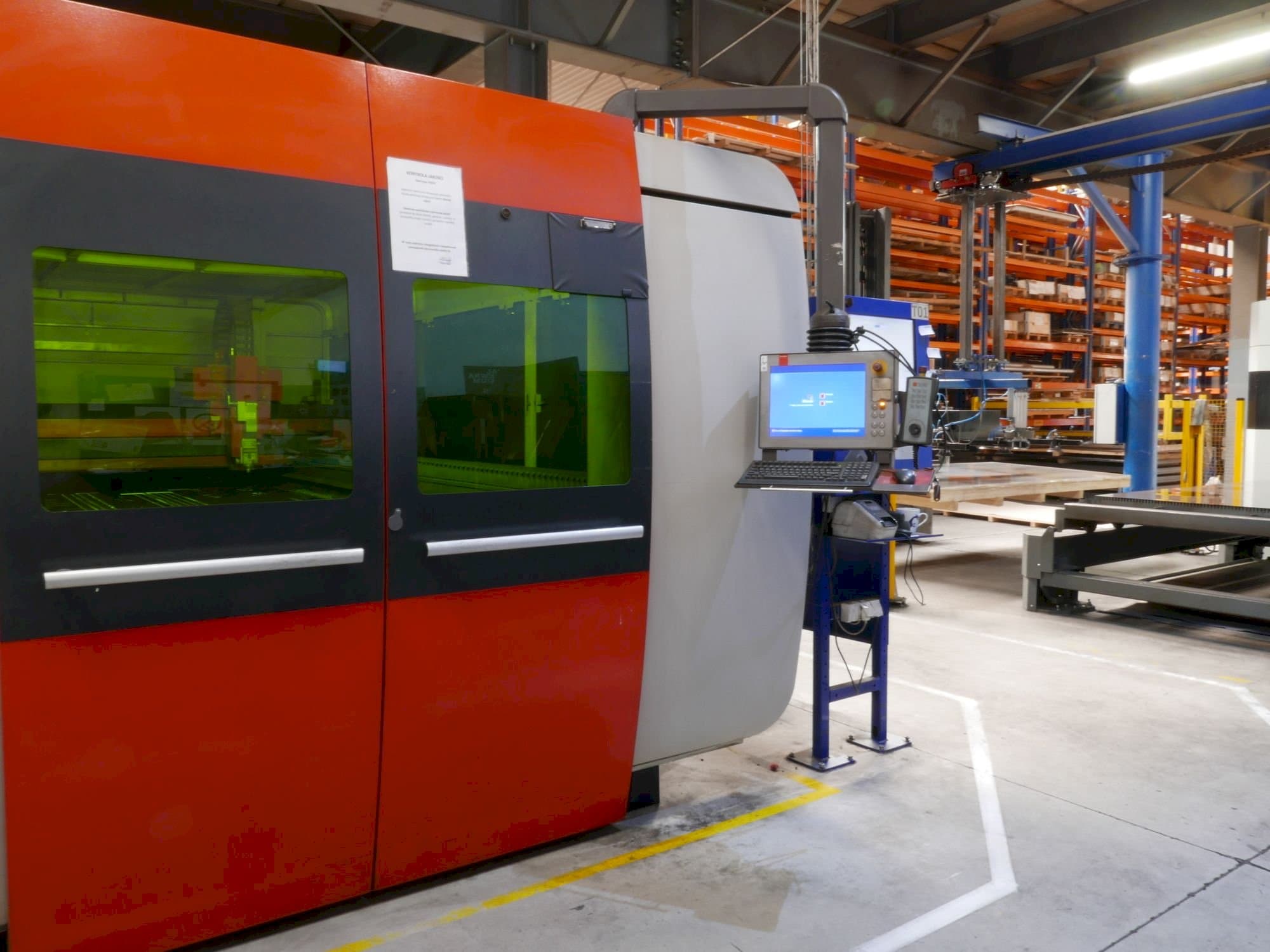 Prikaz stroja Bystronic BySprint Fiber 3015 sprijeda