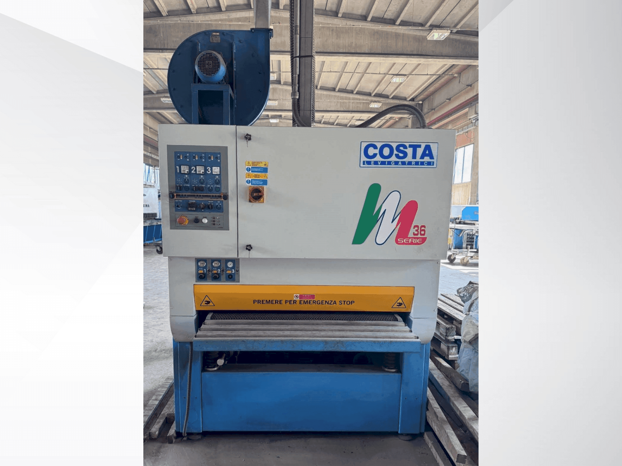 Prikaz  stroja Costa M36 CC1150  sprijeda