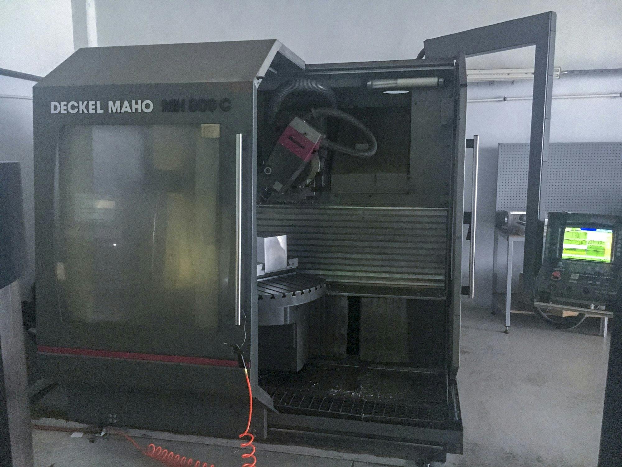 Prikaz  stroja DECKEL MAHO MH 800 C sprijeda