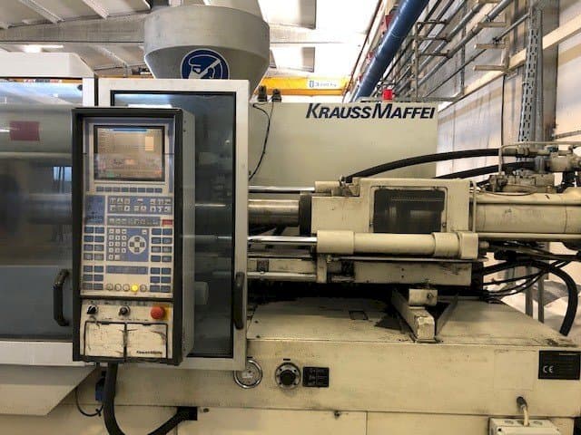 Prikaz stroja Krauss Maffei 150-700 C2 sprijeda