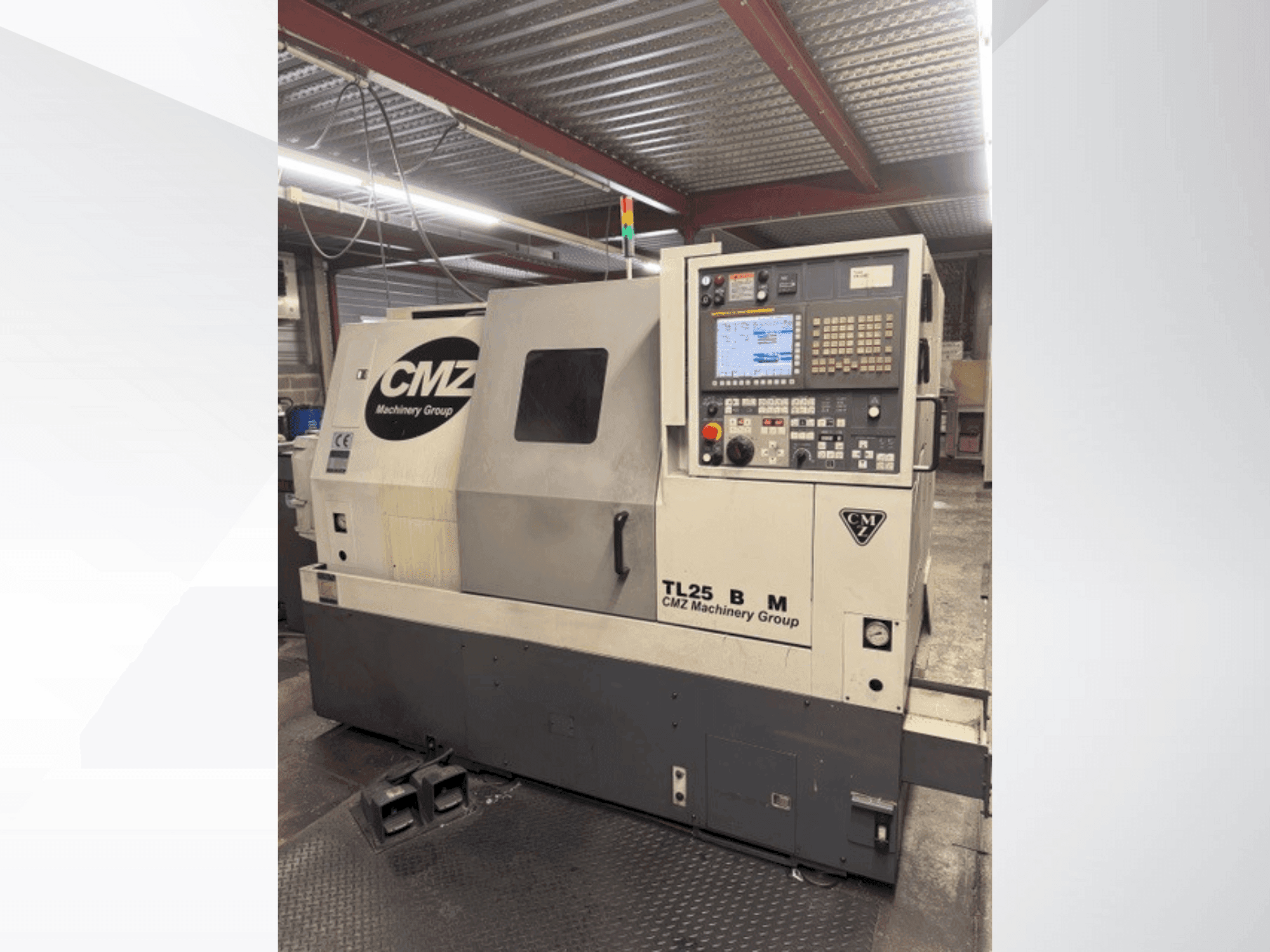 Prikaz stroja CMZ TL25 BM sprijeda