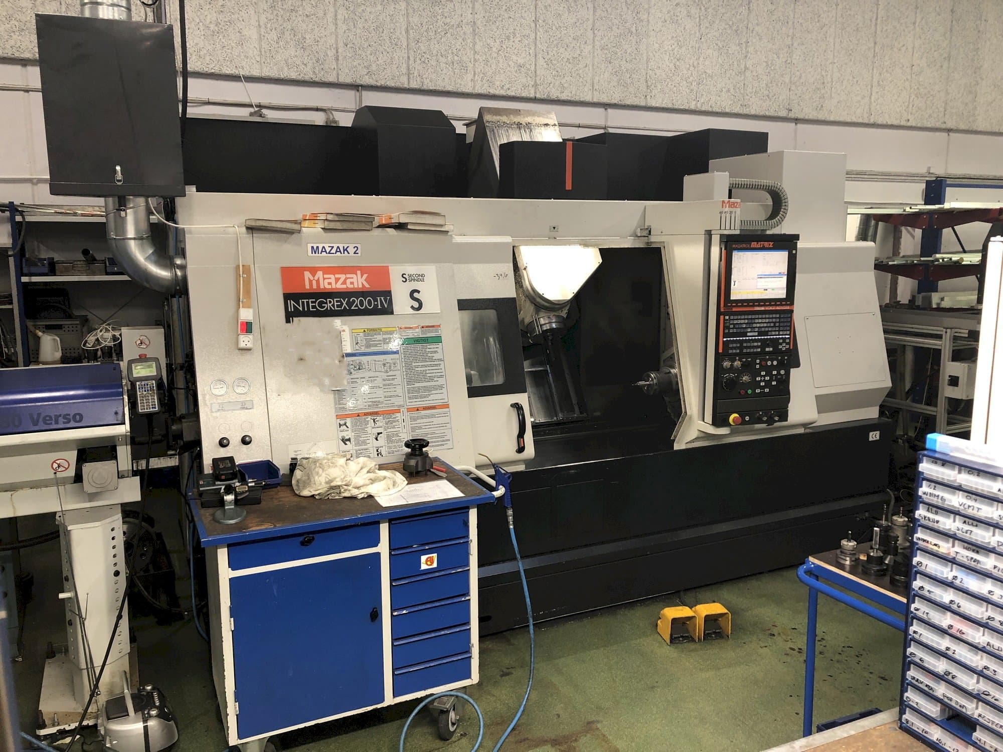 Prikaz stroja Mazak INTEGREX 200-IV sprijeda