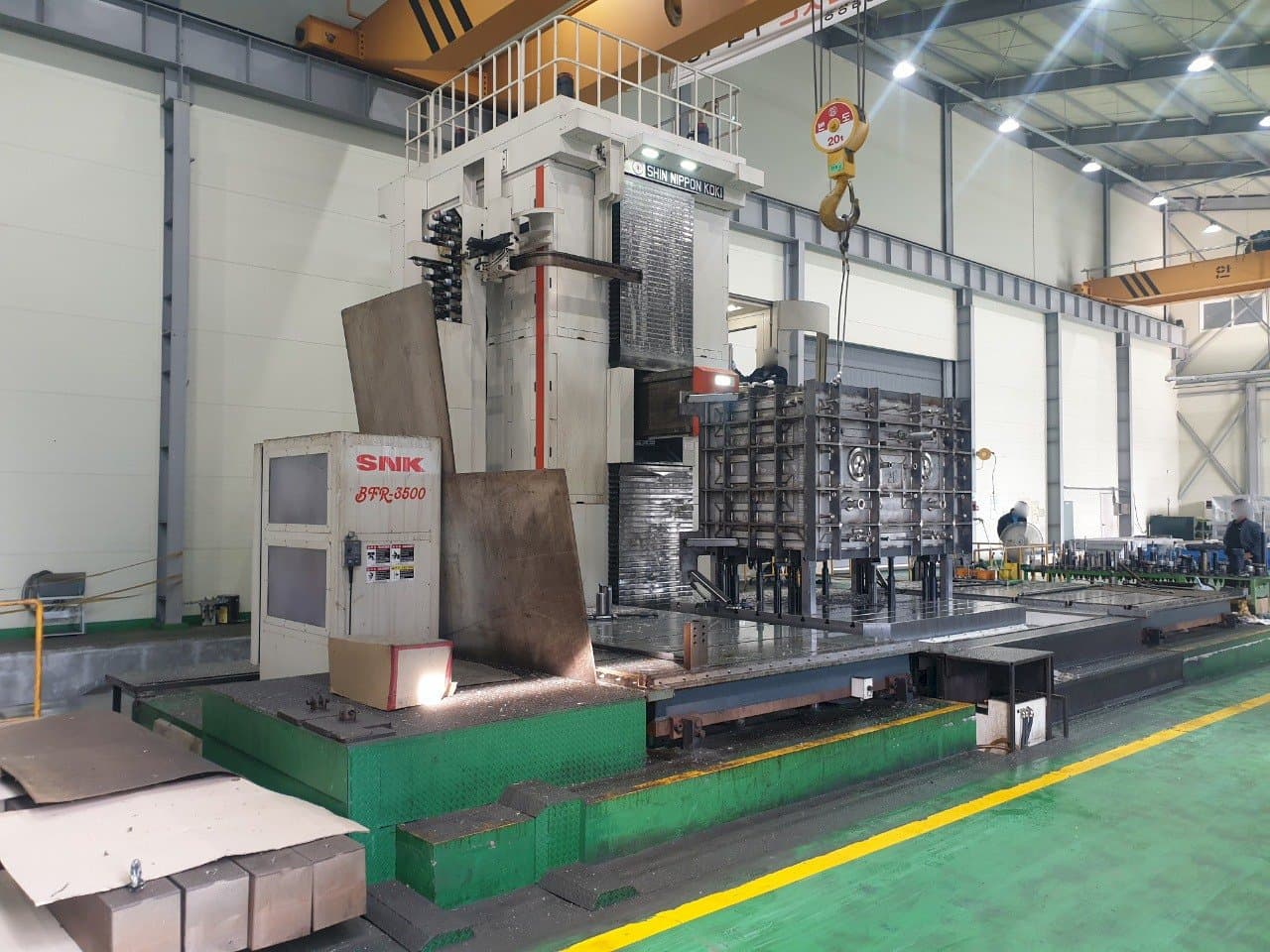 Prikaz stroja SNK BFR-3500 sprijeda