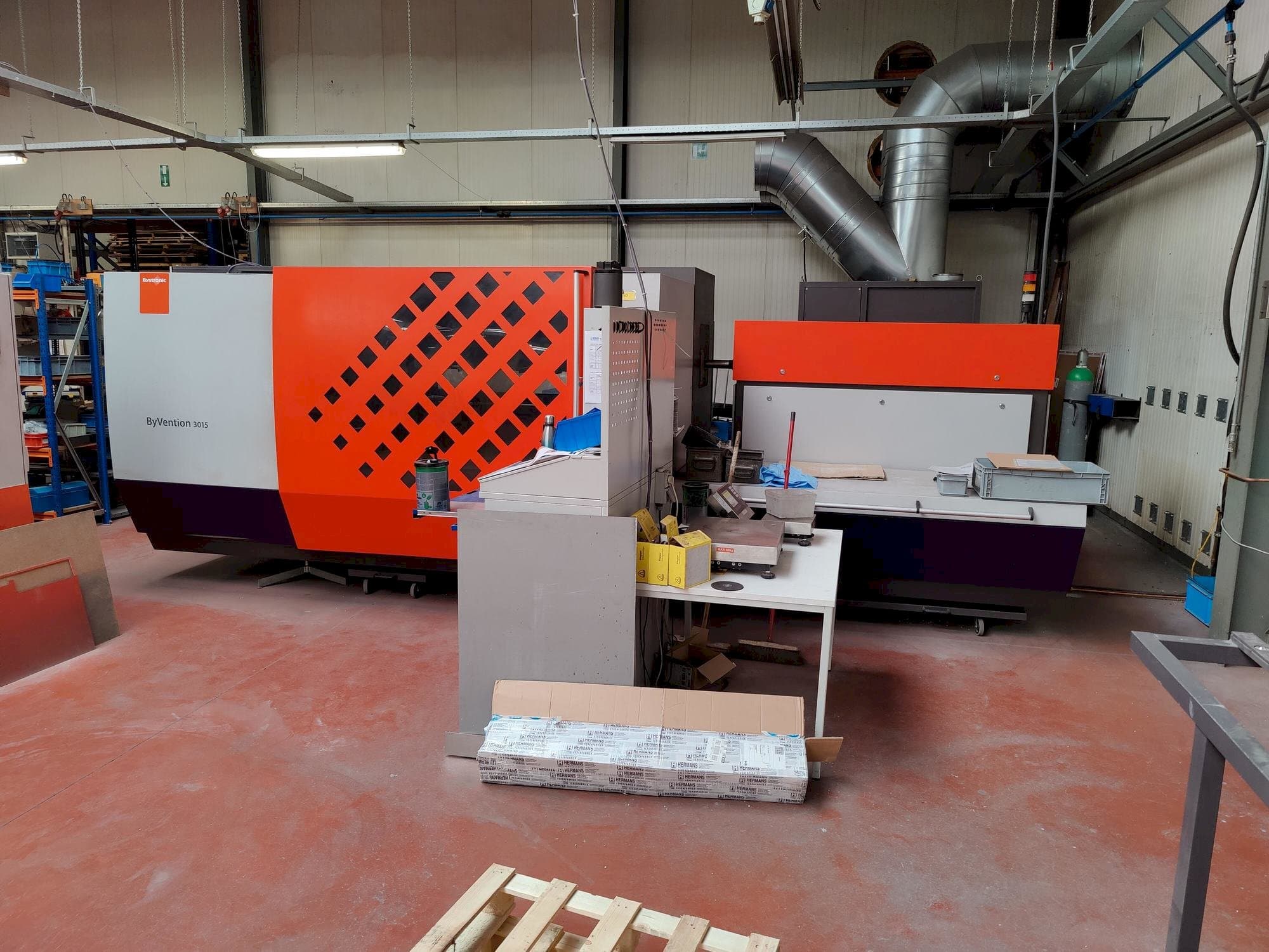 Prikaz stroja Bystronic ByVention 3015 sprijeda