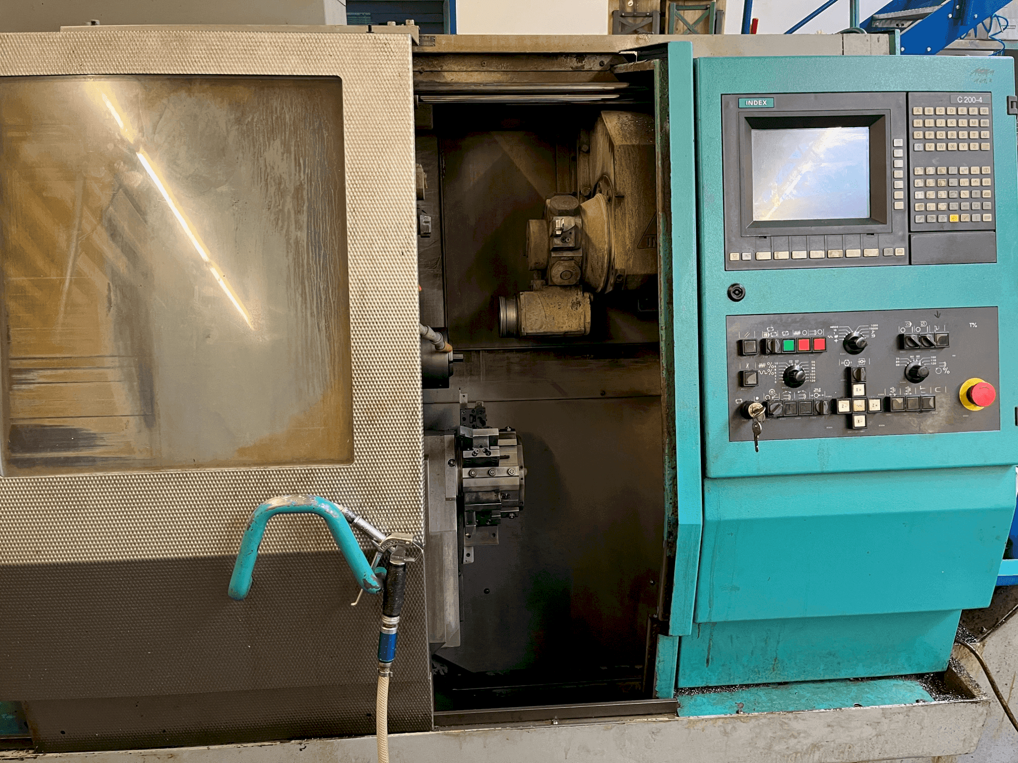 Prikaz  stroja Index ABC 42  sprijeda