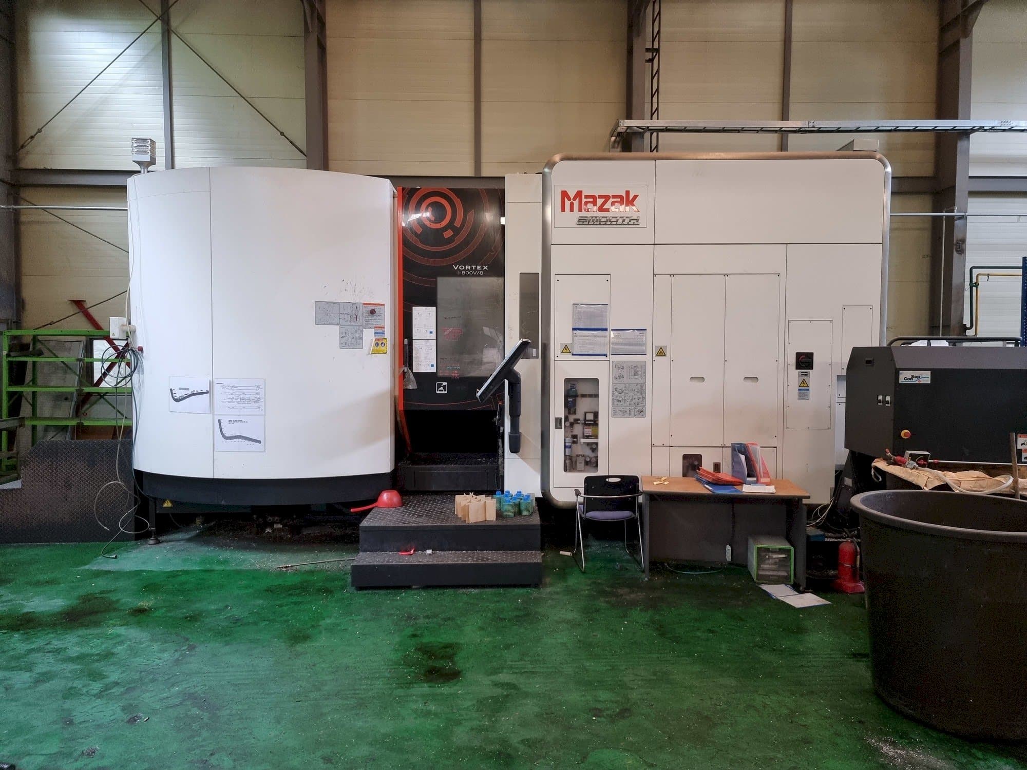 Prikaz stroja Mazak VORTEX i-800V/8 sprijeda