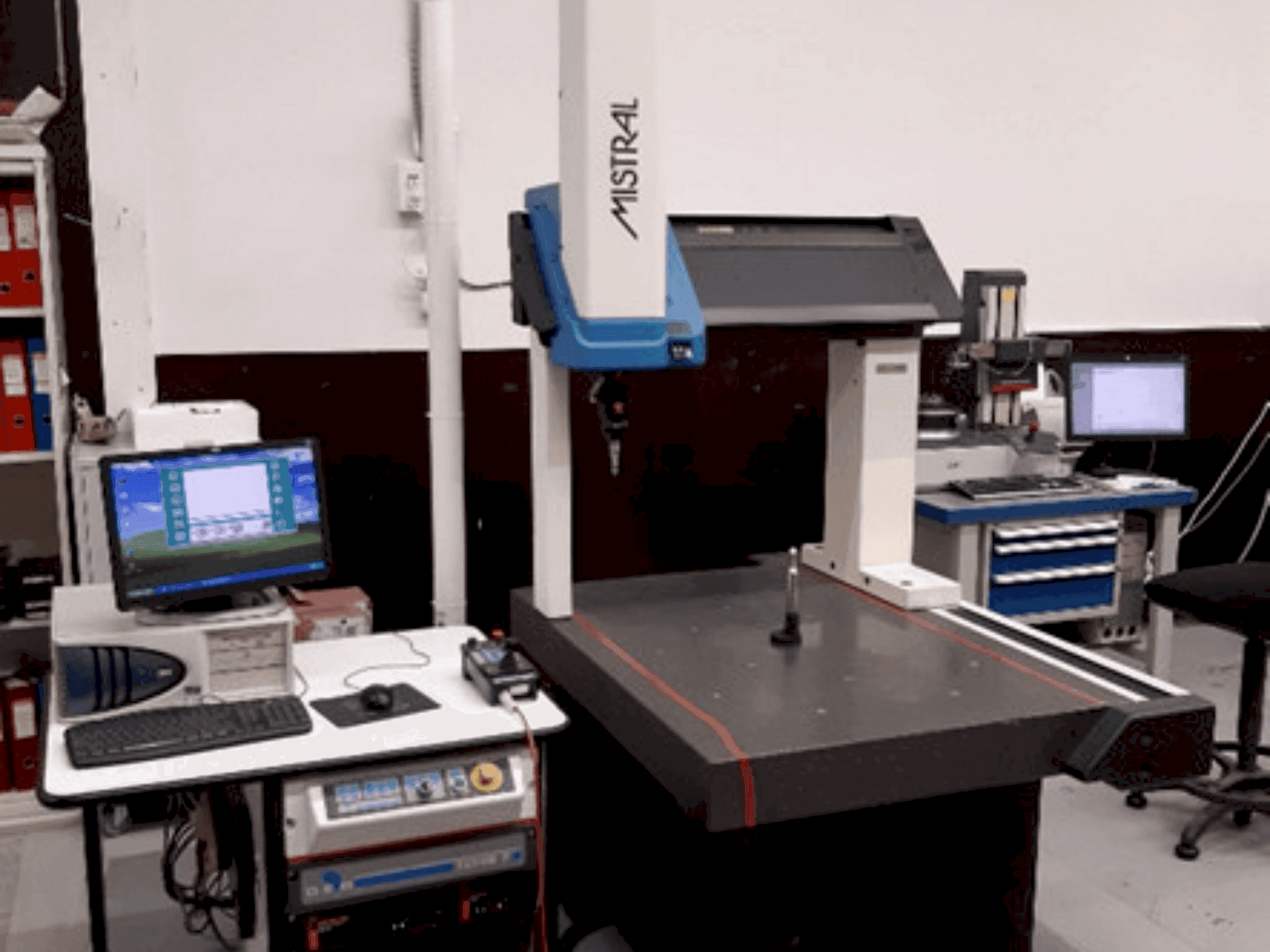 Prikaz  stroja DEA Mistral 070705  sprijeda