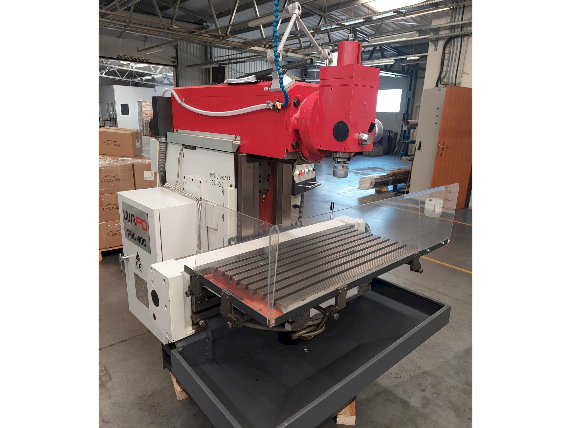 Prikaz stroja WAFO FNC 40C sprijeda