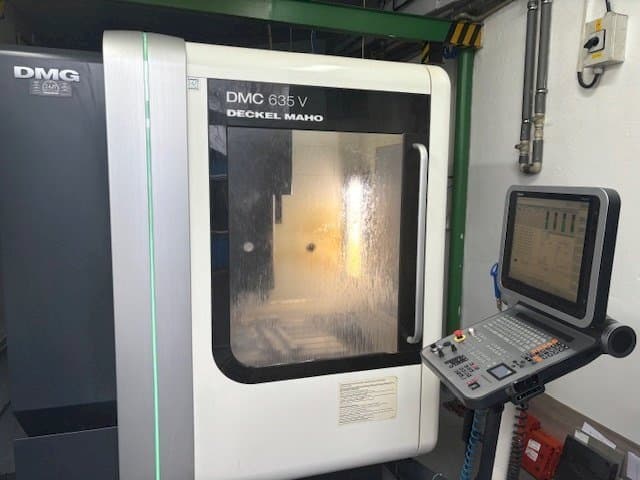 Prikaz stroja DMG DMC 635V sprijeda