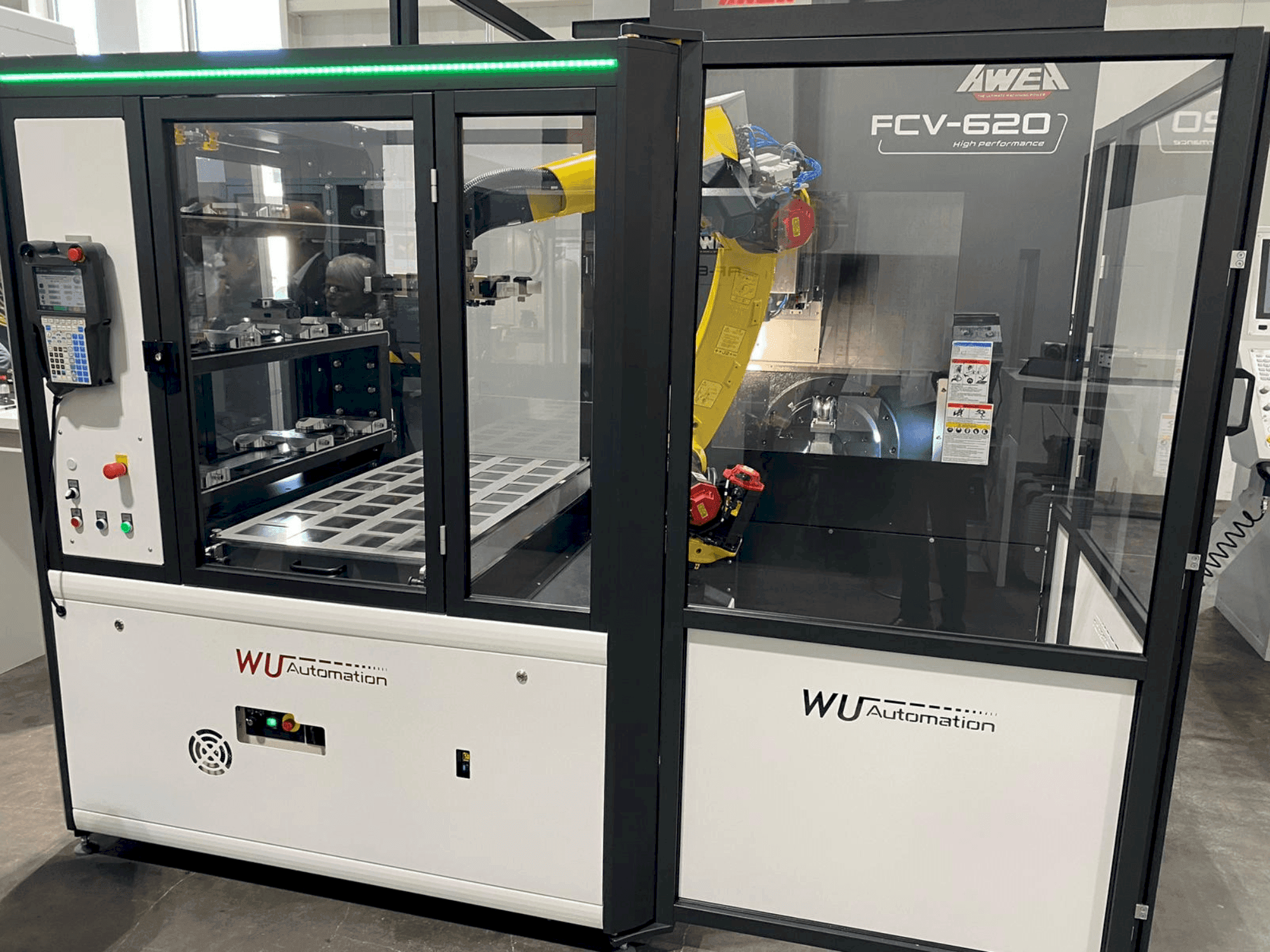 Prikaz  stroja WU Automation RZ-3/35  sprijeda