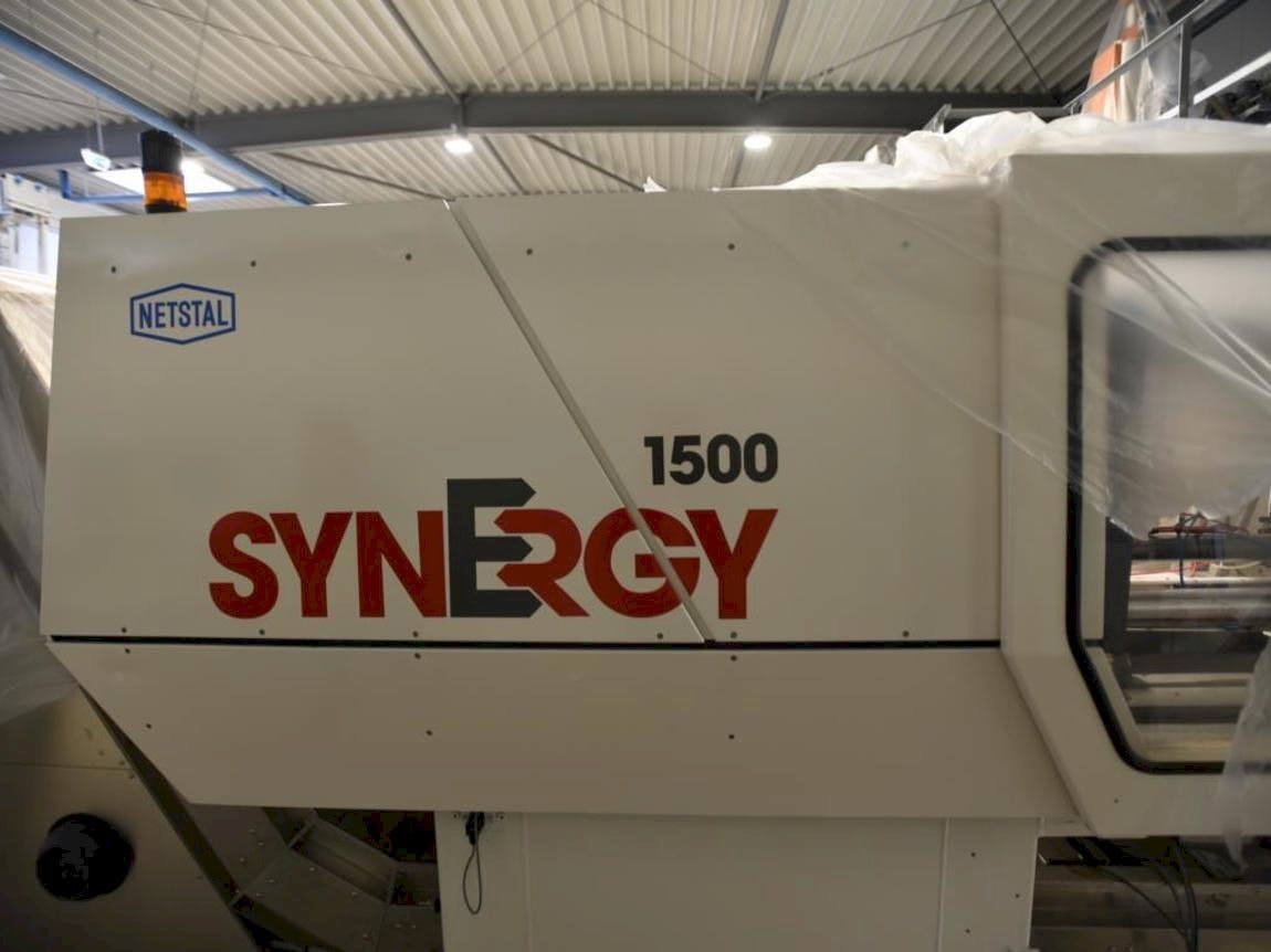 Prikaz  stroja Netstal SynErgy 1500-460  sprijeda