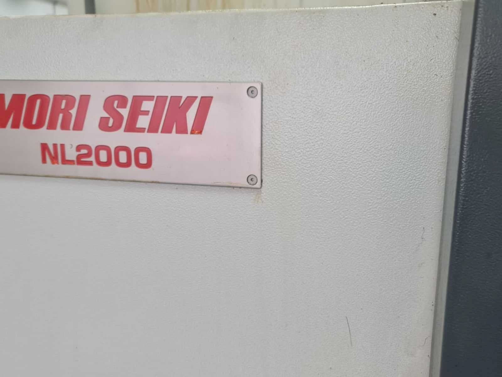 Prikaz stroja DMG Mori Seiki NL2000Y sprijeda