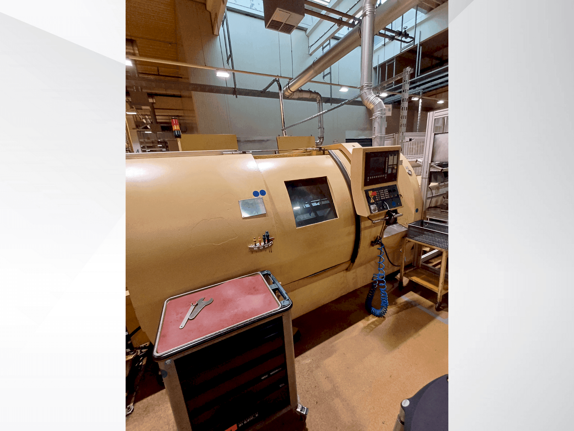 Prikaz stroja TRENS SBL500 CNC sprijeda