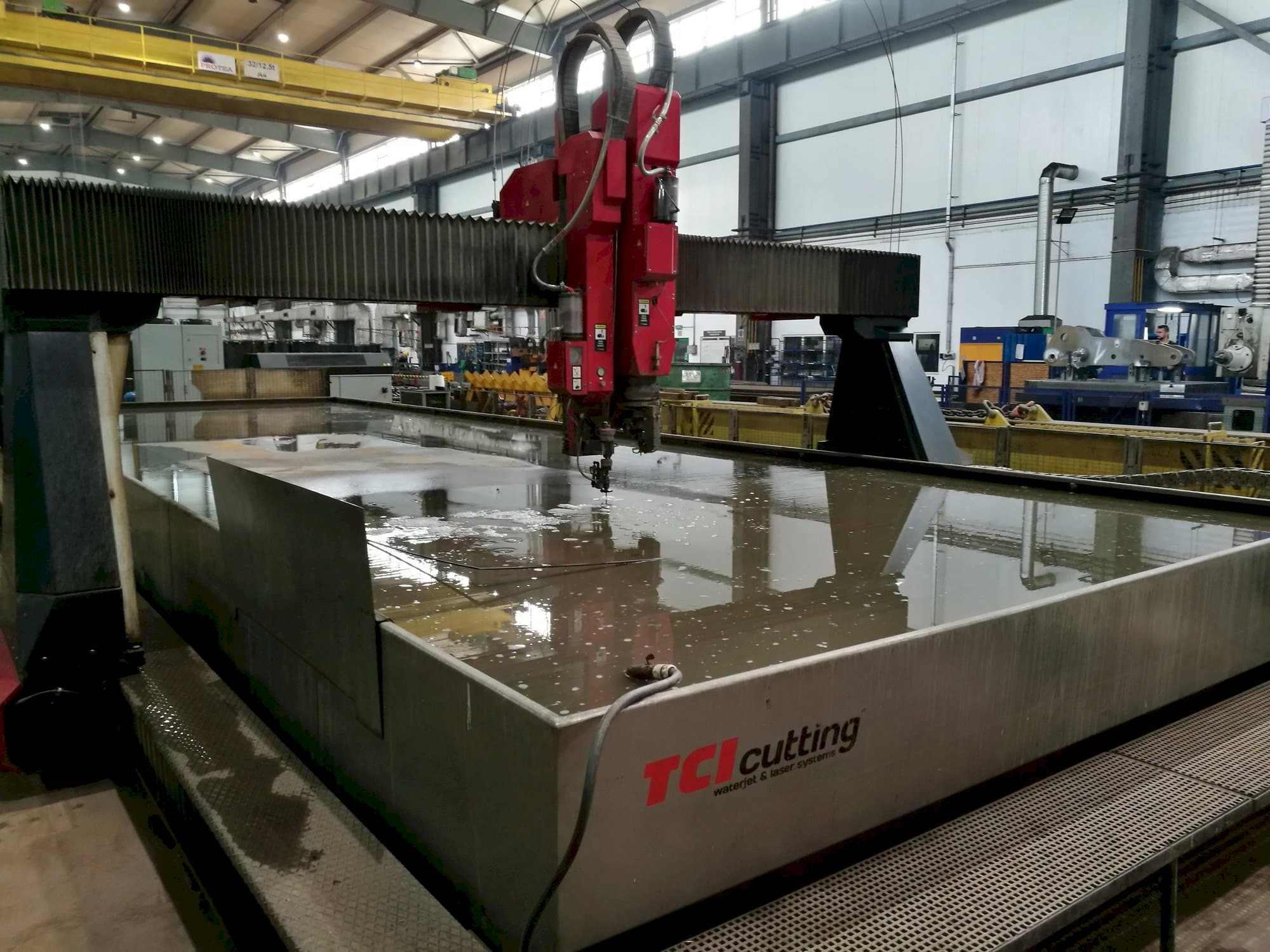 Prikaz stroja TCI BP-H 30120-1 sprijeda