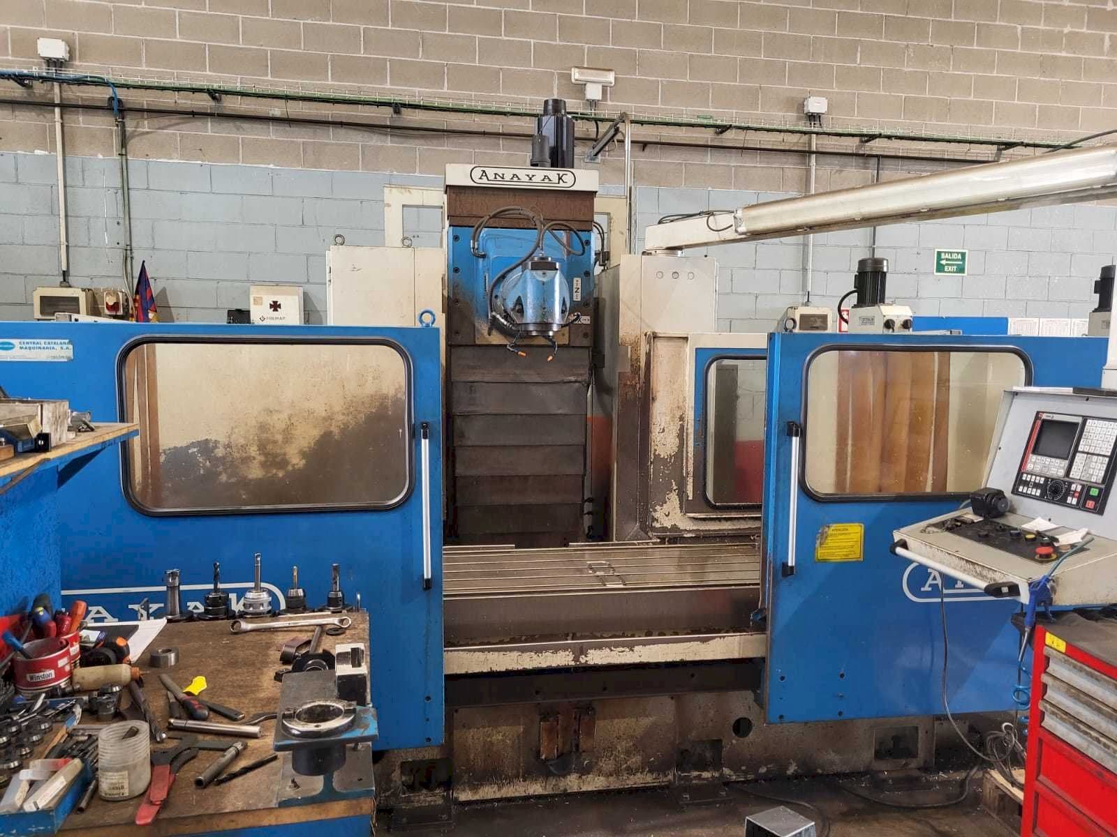 Prikaz stroja ANAYAK VH-2200 sprijeda