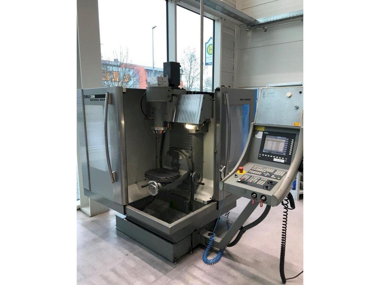 Prikaz stroja DECKEL MAHO DMU 35 M sprijeda