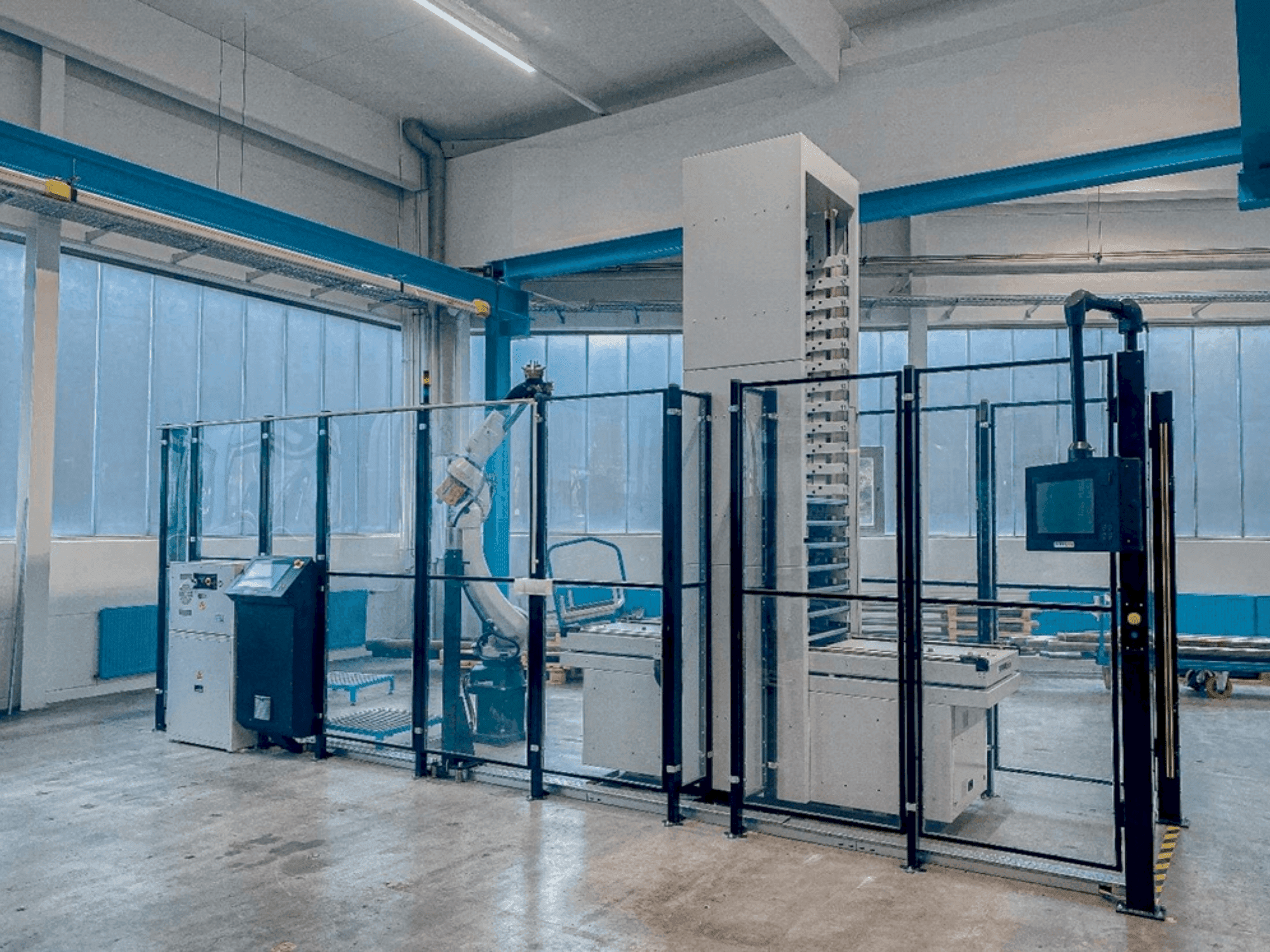 Prikaz  stroja FANUC ARC Mate 120iD/35, M-20iD/35  sprijeda