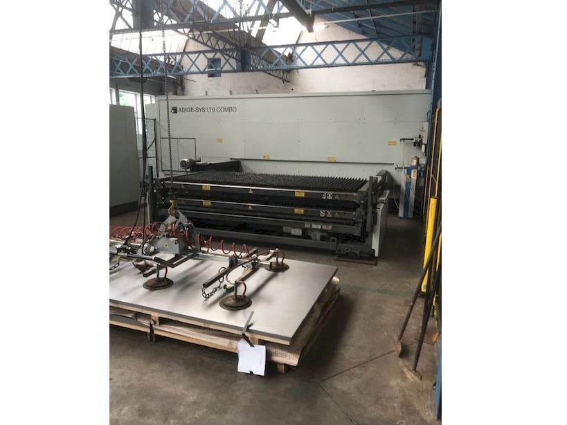 Prikaz stroja BLM Adige-Sys LT9 Combo sprijeda