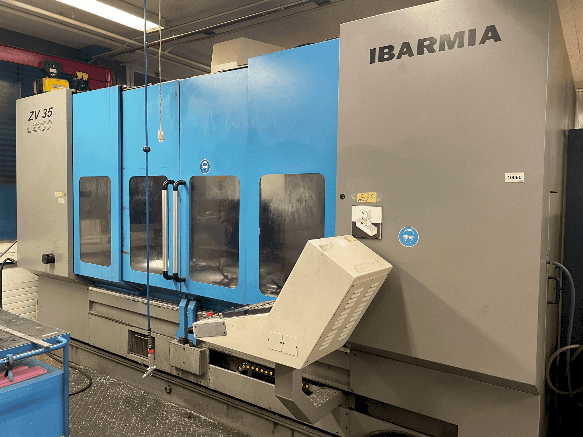 Prikaz stroja IBARMIA ZV 35 L2200 sprijeda