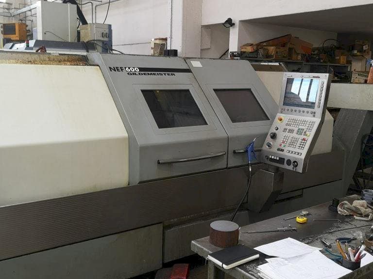 Prikaz stroja Gildemeister NEF 600 sprijeda