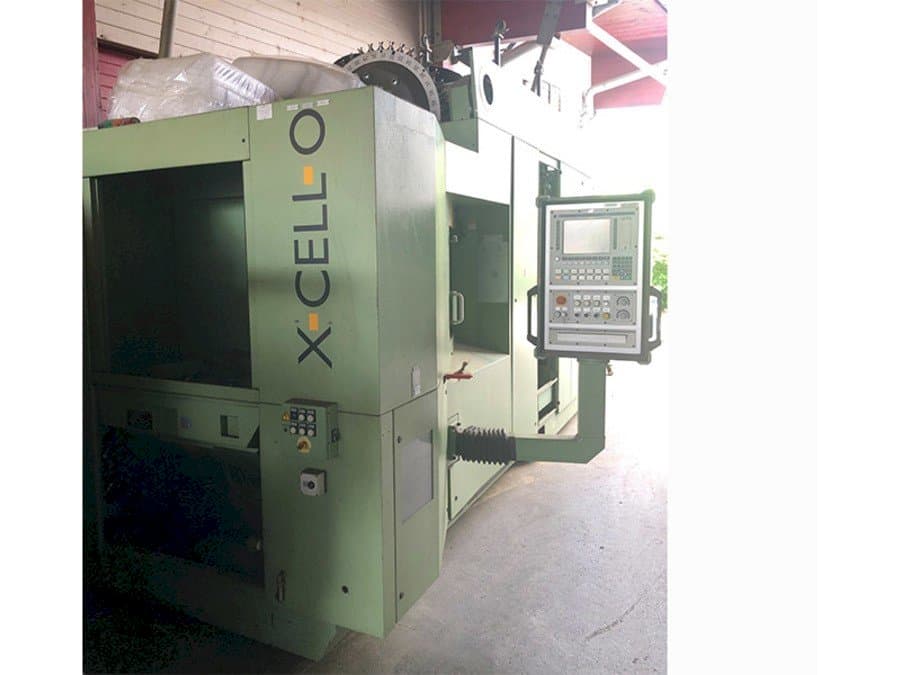 Prikaz stroja Ex-cell-o XHC 241 M/3 sprijeda