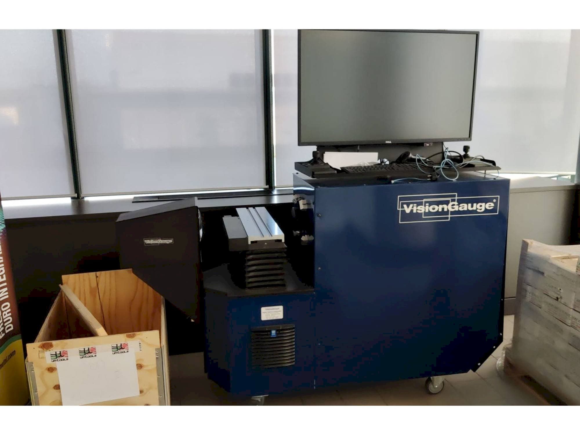 Prikaz stroja Vision Gauge 500 series sprijeda