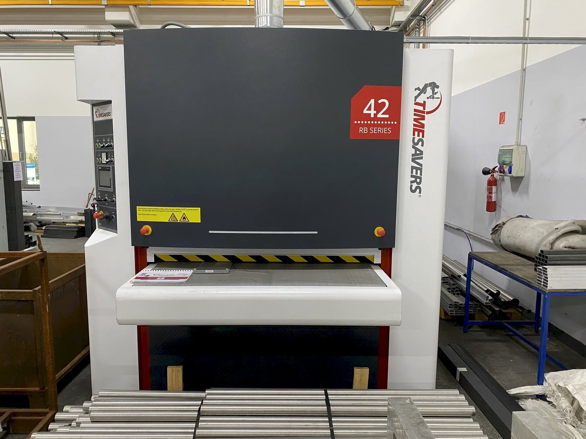 Prikaz stroja TIMESAVERS 42-SERIE-1350-WRB sprijeda