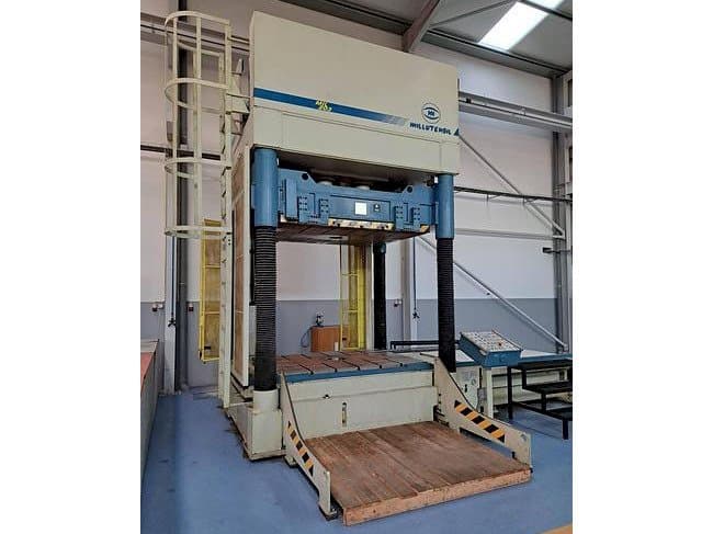 Prikaz lijeve strane stroja MILLUTENSIL Mil 203