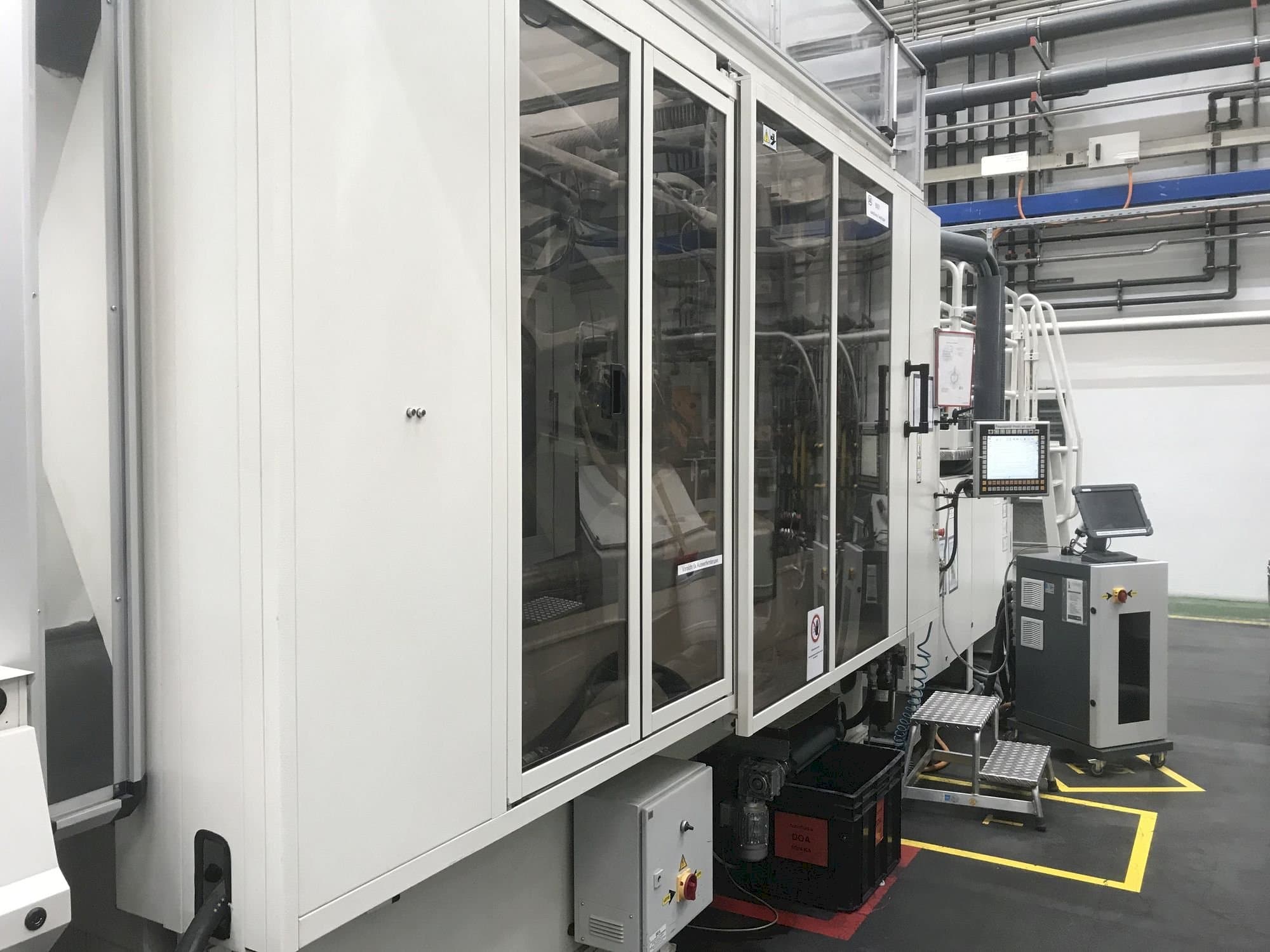 Prikaz lijeve strane stroja Husky H500 RS 65/60